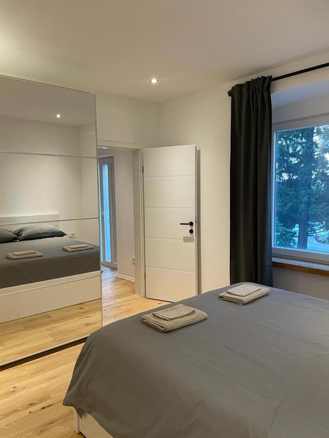 Aegida Beachfront Apartment Koper Eksteriør billede
