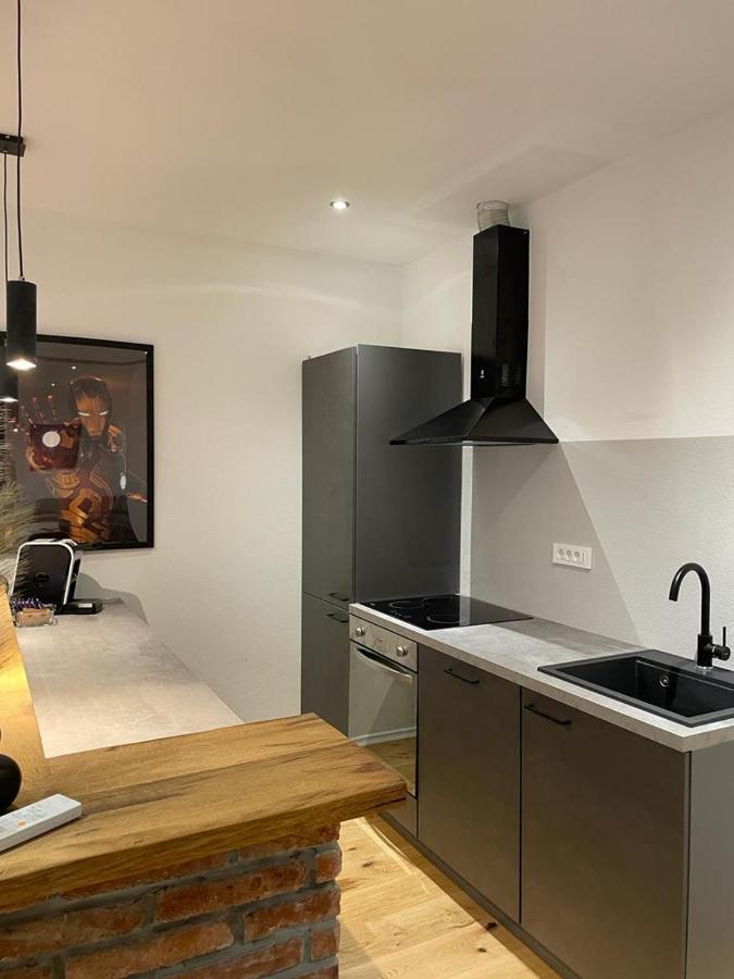 Aegida Beachfront Apartment Koper Eksteriør billede