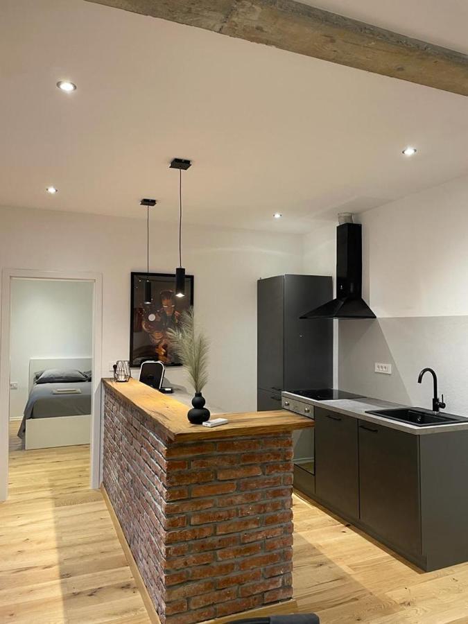 Aegida Beachfront Apartment Koper Eksteriør billede
